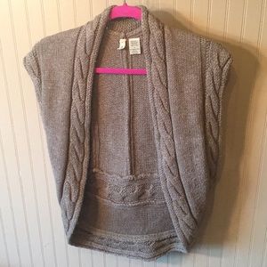 Moth brown knit vest size large